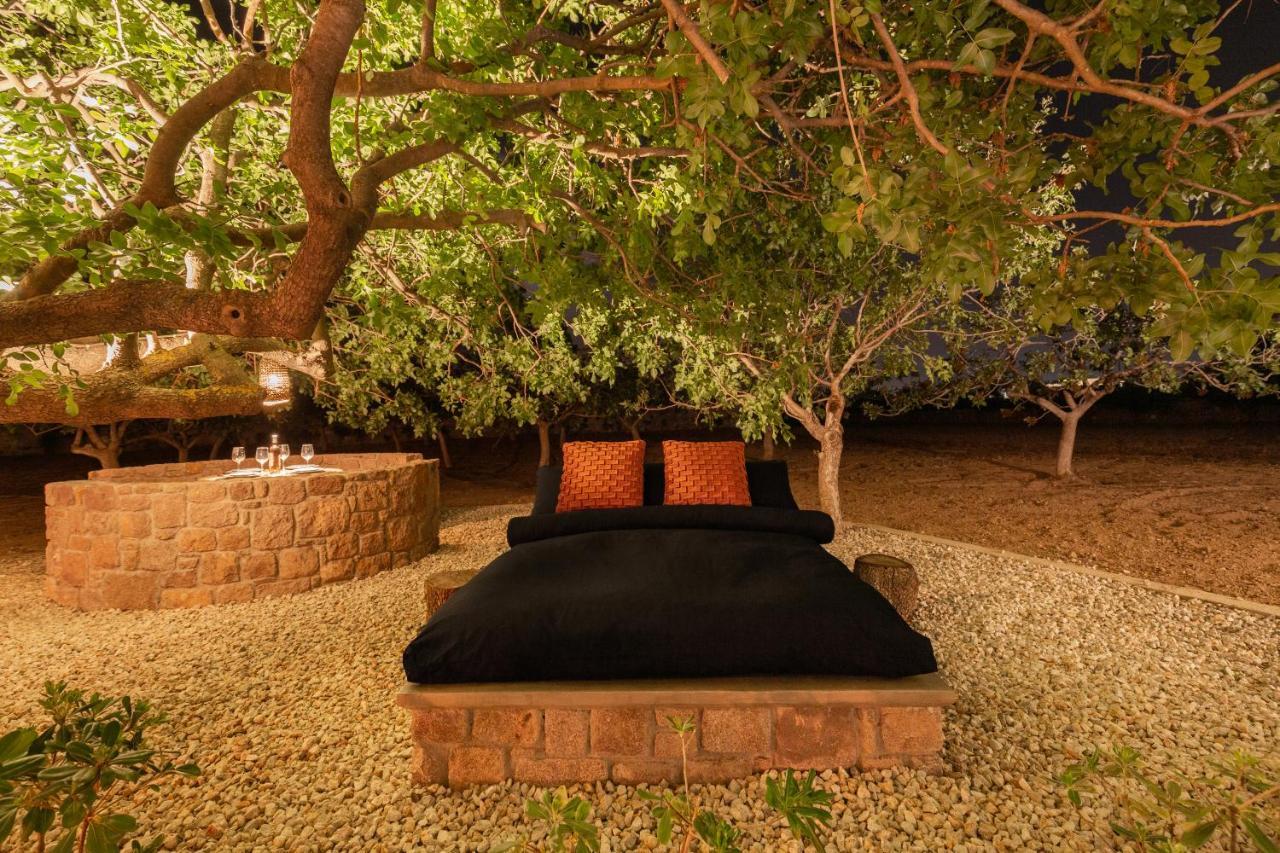 Los Pistachios Aegina Bagian luar foto